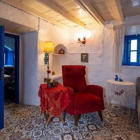 Vakantiehuis Authentic House *